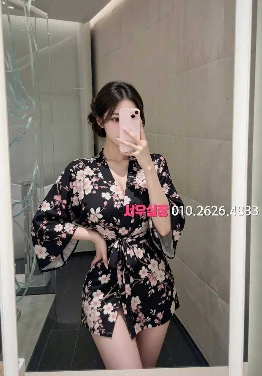 상무지구 다국적노래방 프리미엄 라인업 40번 프로필